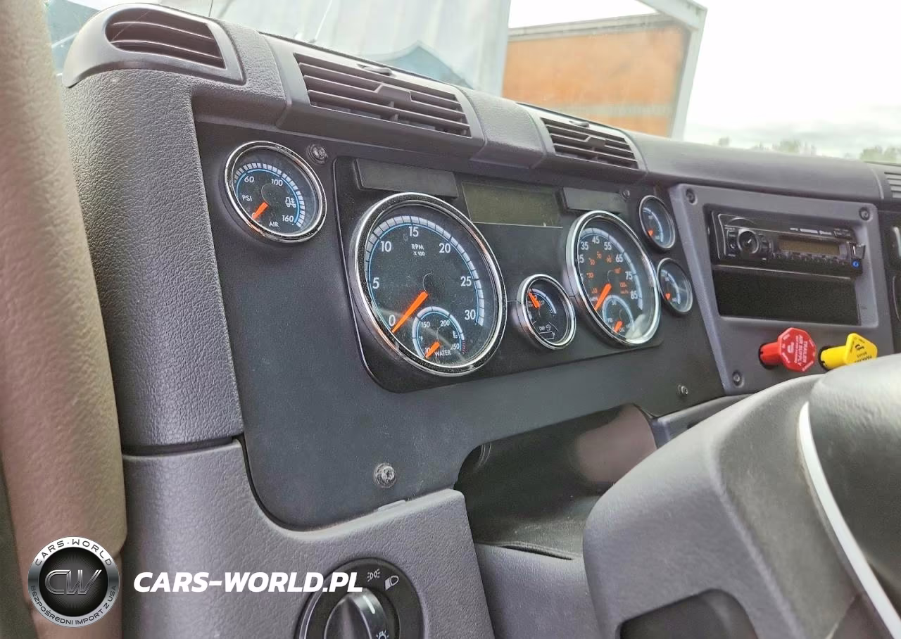 2017 Freightliner Cascadia 125 Semi Truck VIN:1FUGGLDR4HLHE5923 - 9