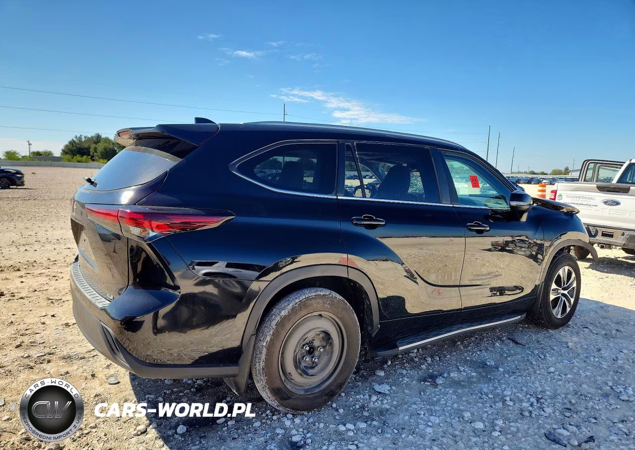 2024 Toyota Highlander Xle VIN:5TDKDRAH6RS051678 - 3