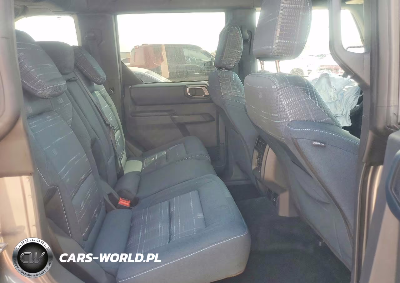 2025 Ford Bronco Heritage VIN:1FMEE4DP9SLA93720 - 11