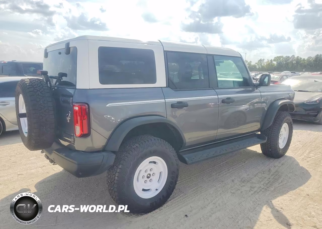 2025 Ford Bronco Heritage VIN:1FMEE4DP9SLA93720 - 3