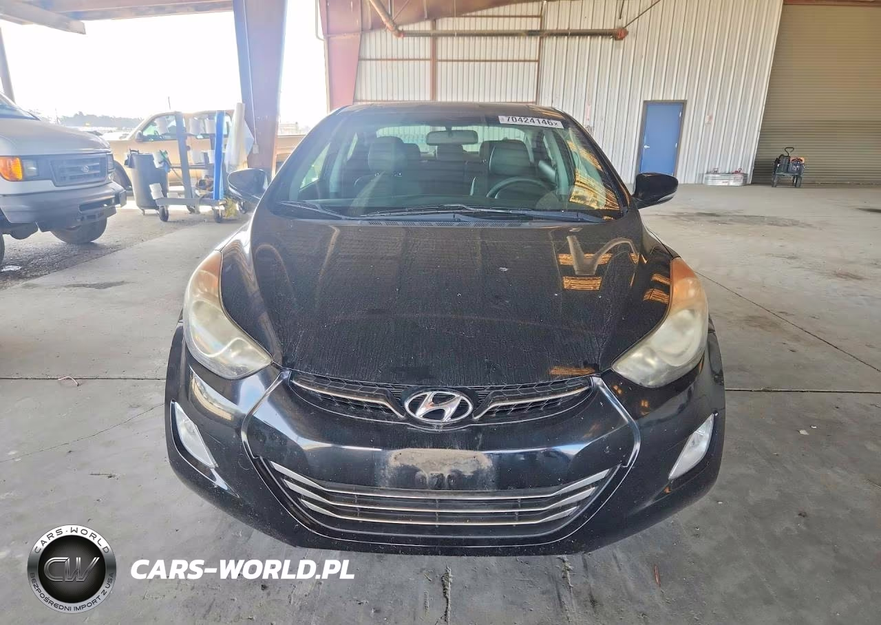 2013 Hyundai Elantra Limited VIN:KMHDH4AEXDU842298 - 4