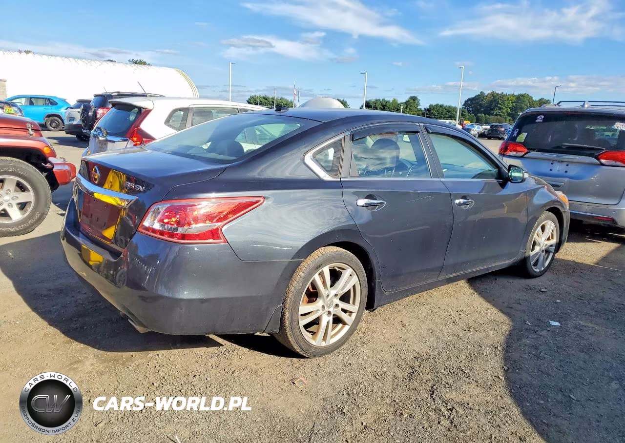 2013 Nissan Altima 3.5 S VIN:1N4BL3AP9DC203704 - 3