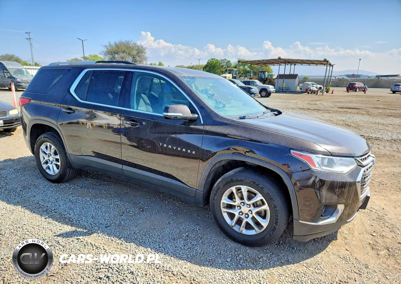 2018 Chevrolet Traverse Lt VIN:1GNERGKW7JJ197385 - 4