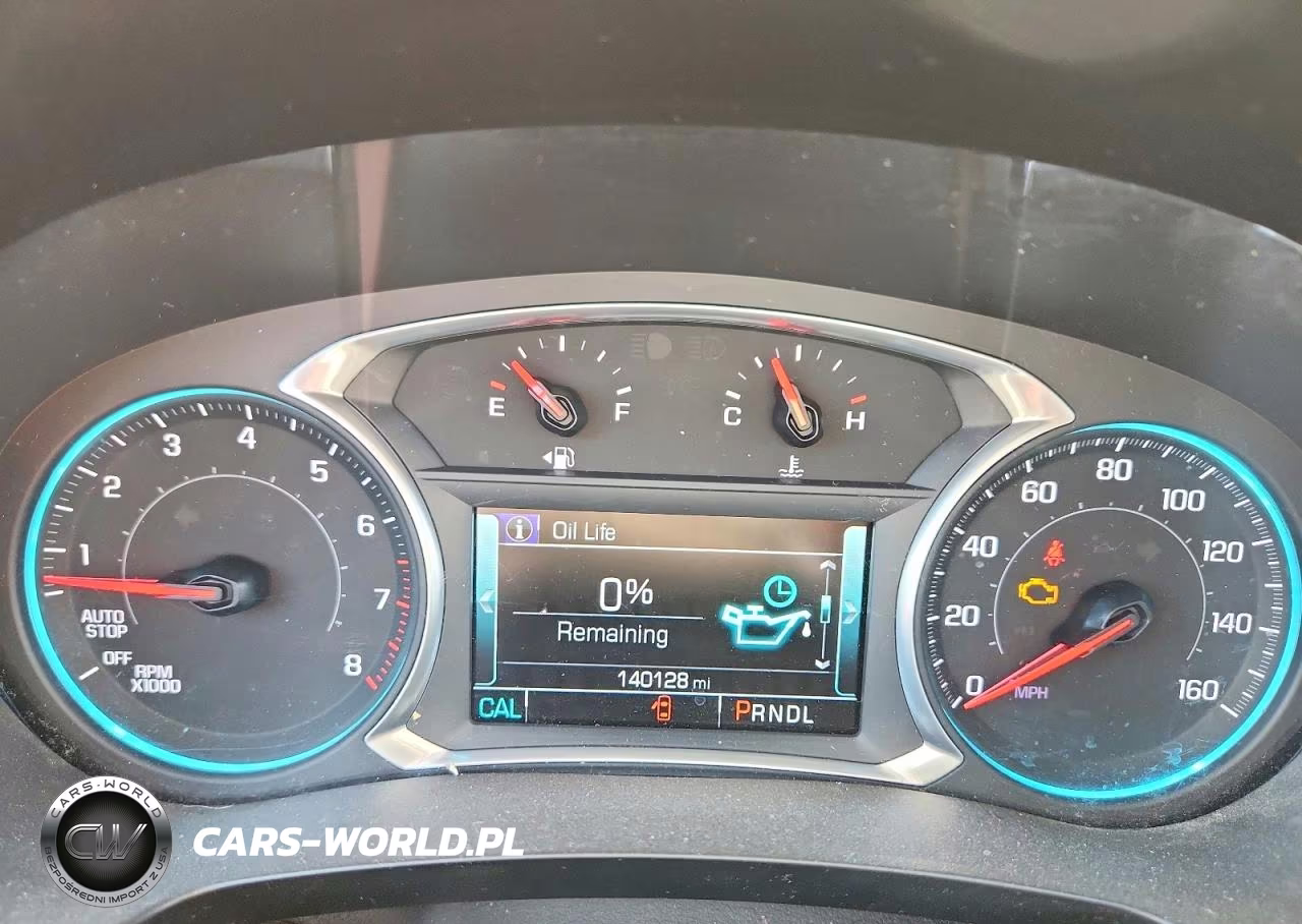 2018 Chevrolet Traverse Lt VIN:1GNERGKW7JJ197385 - 9