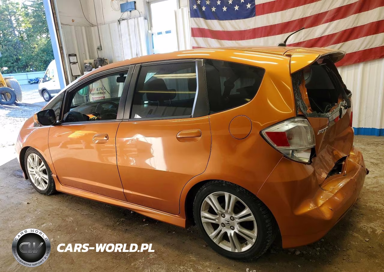 2010 Honda Fit Sport VIN:JHMGE8G42AS013750 - 2
