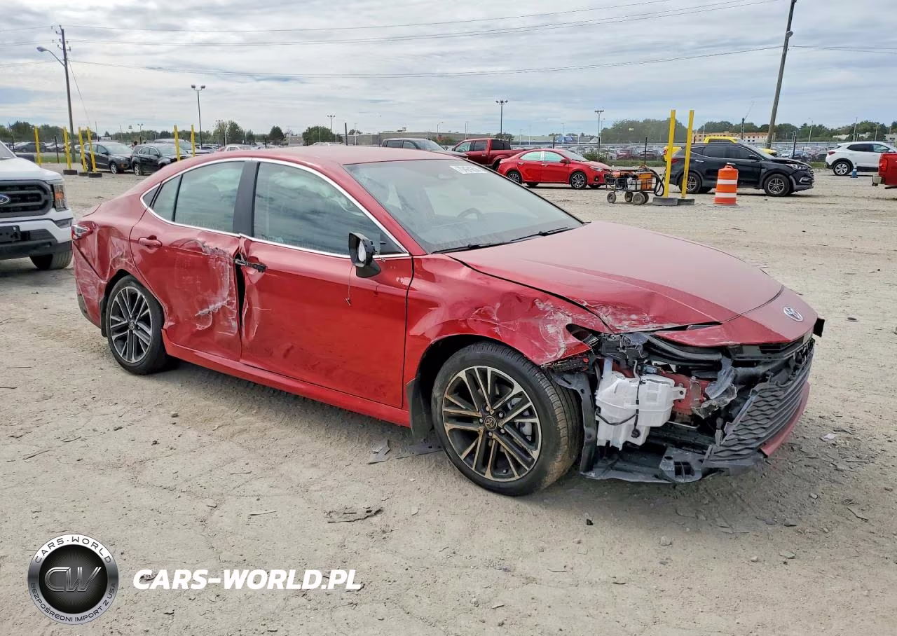 2026 Toyota Camry Xle VIN:4T1DBADKXTU070823 - 4