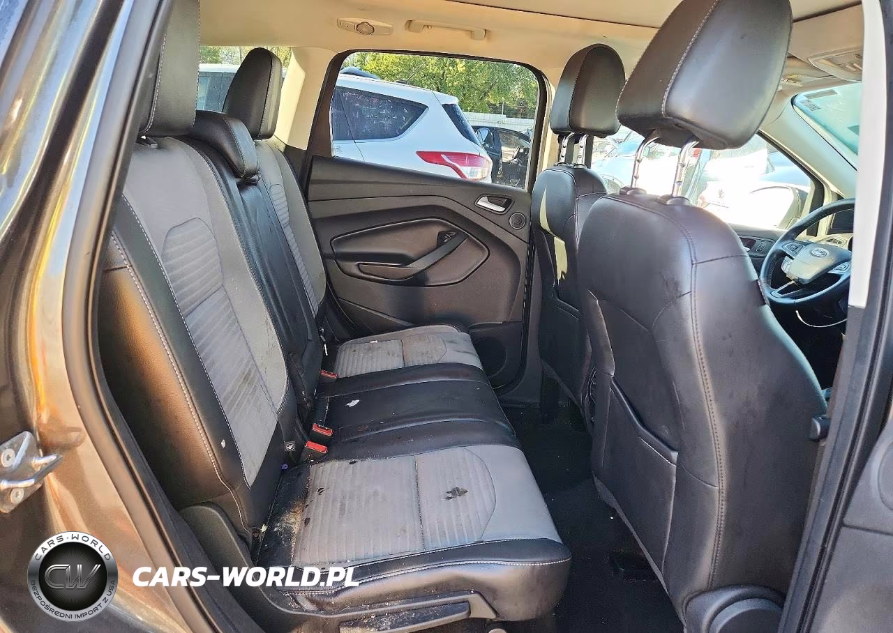 2017 Ford Escape Se VIN:1FMCU0GD2HUA80086 - 10