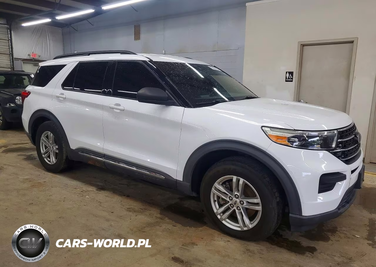2020 Ford Explorer Xlt VIN:1FMSK7DHXLGA10084 - 4