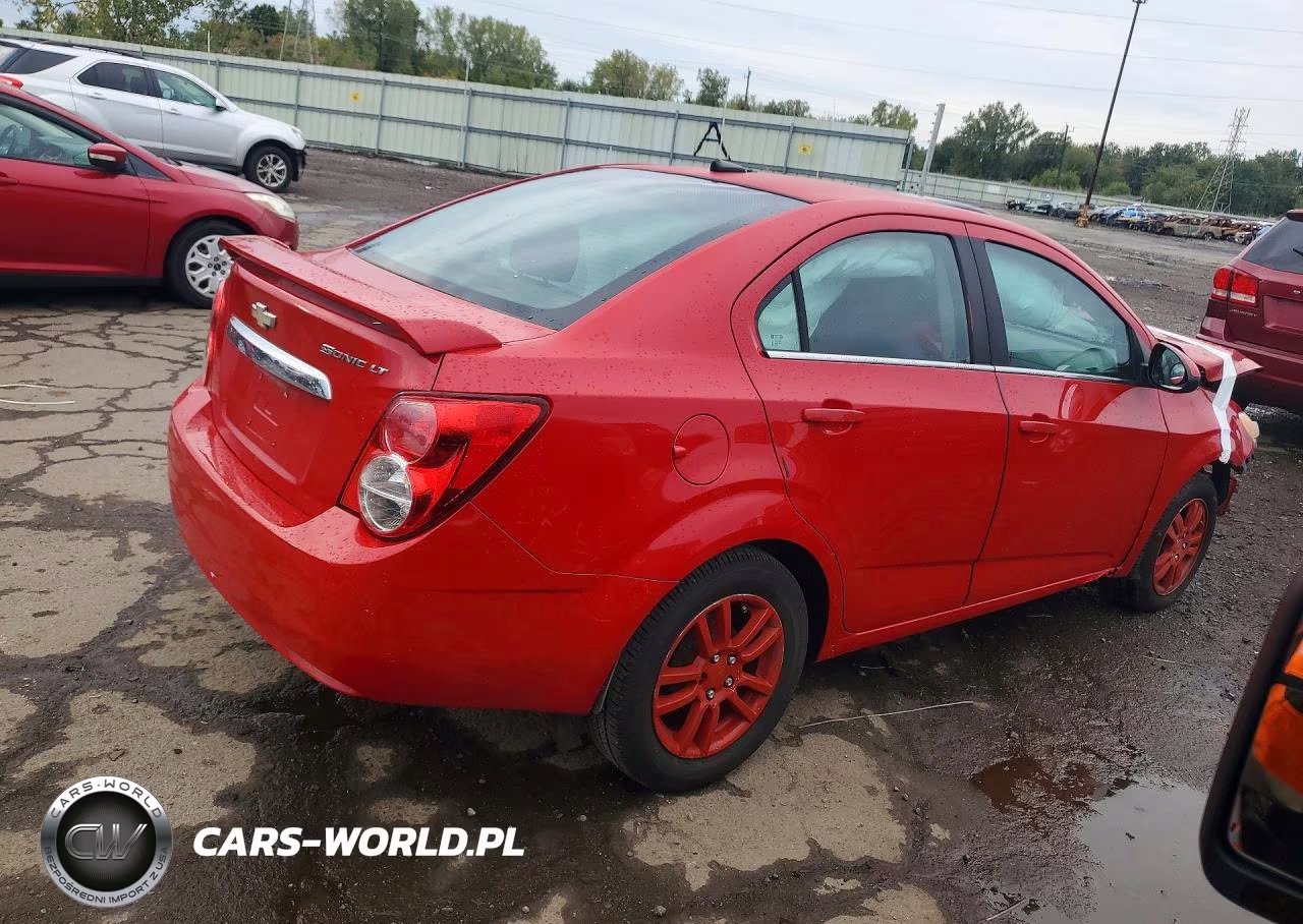2013 Chevrolet Sonic Lt VIN:1G1JC5SH3D4162725 - 3