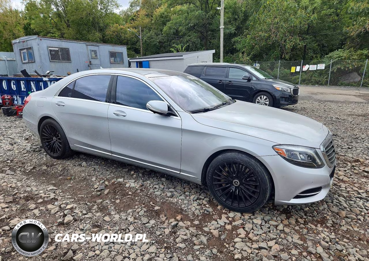 2017 Mercedes-Benz S 550 4Matic VIN:WDDUG8FB6HA329978 - 4