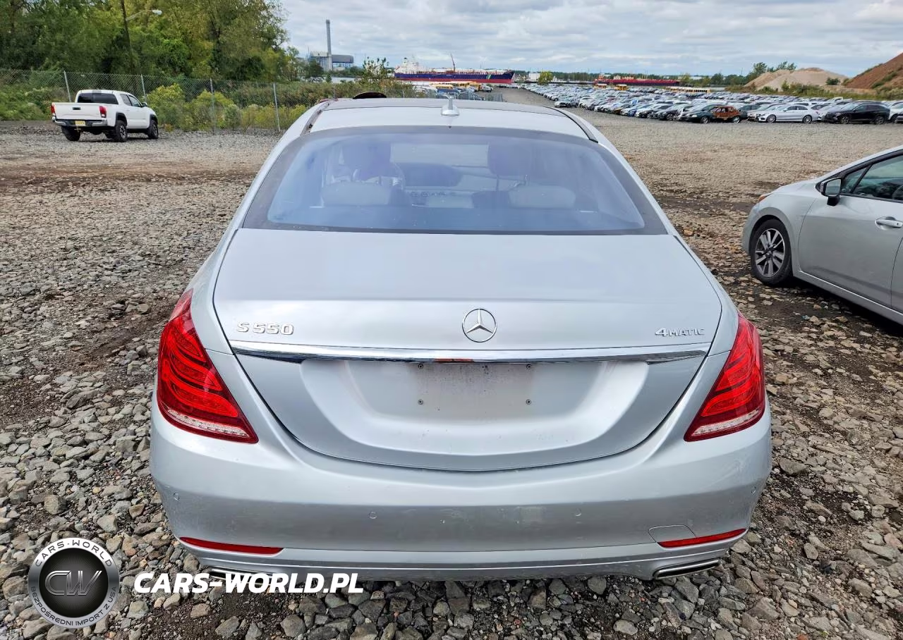 2017 Mercedes-Benz S 550 4Matic VIN:WDDUG8FB6HA329978 - 6