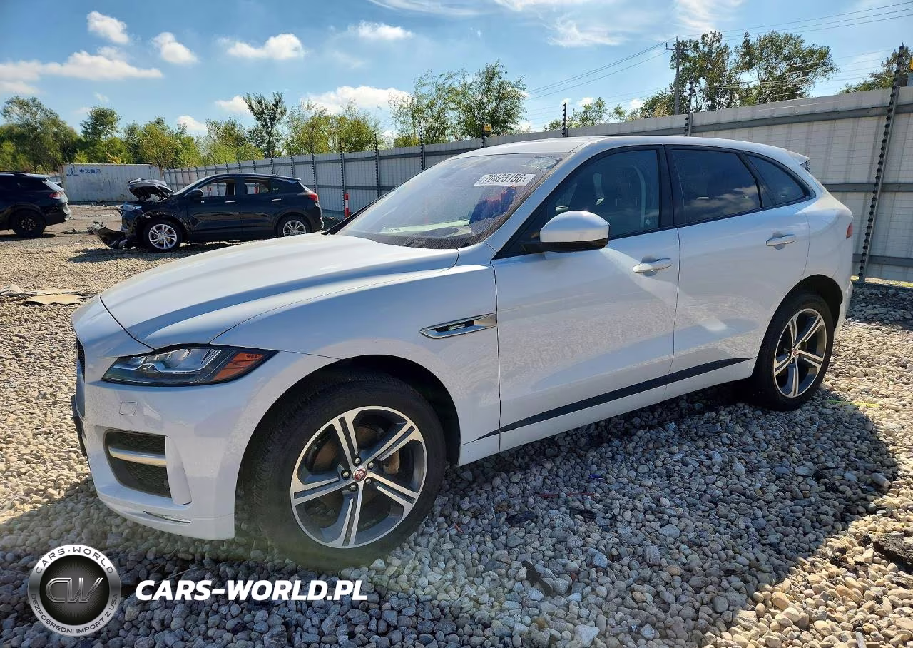 2017 Jaguar F-Pace R - Sport – zdjęcie 1 z 13