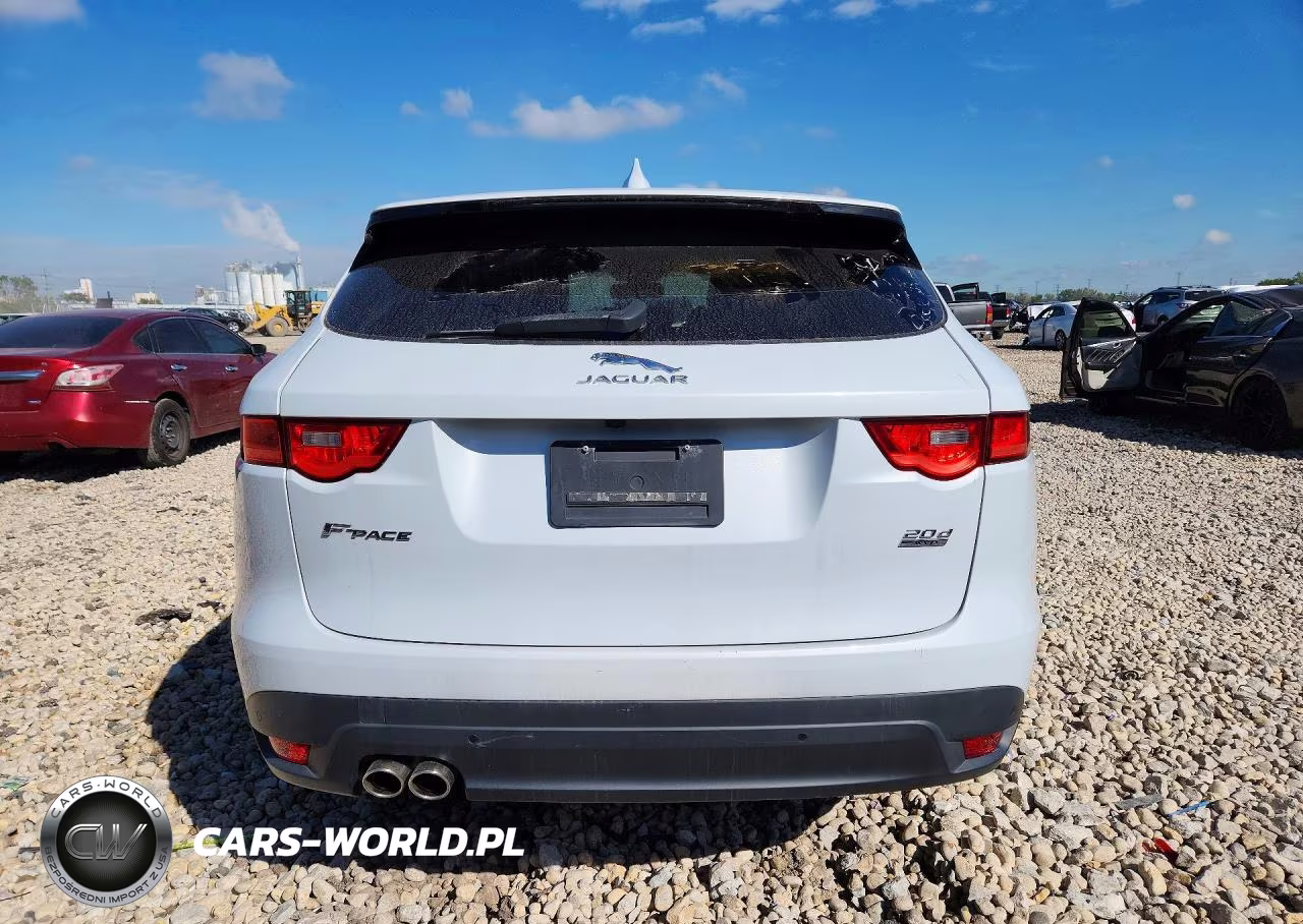 2017 Jaguar F-Pace R - Sport VIN:SADCL2BN0HA096280 - 6