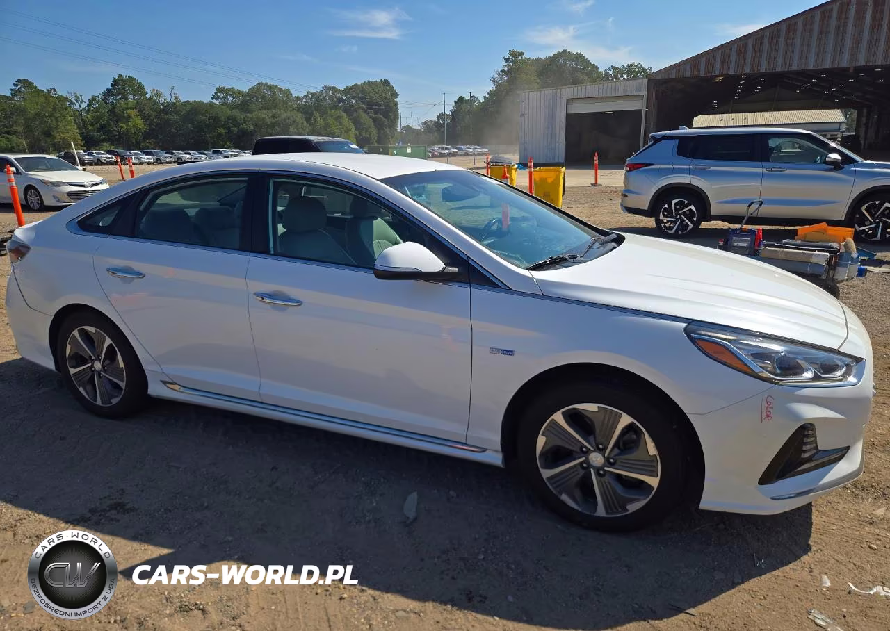 2019 Hyundai Sonata Plug-In Hybrid Limited VIN:KMHE54L22KA093723 - 4