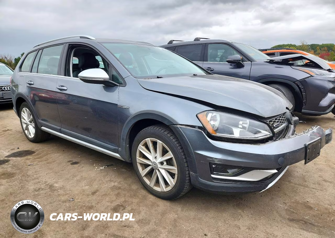 2017 Volkswagen Golf Alltrack S VIN:3VWH17AU1HM510714 - 4