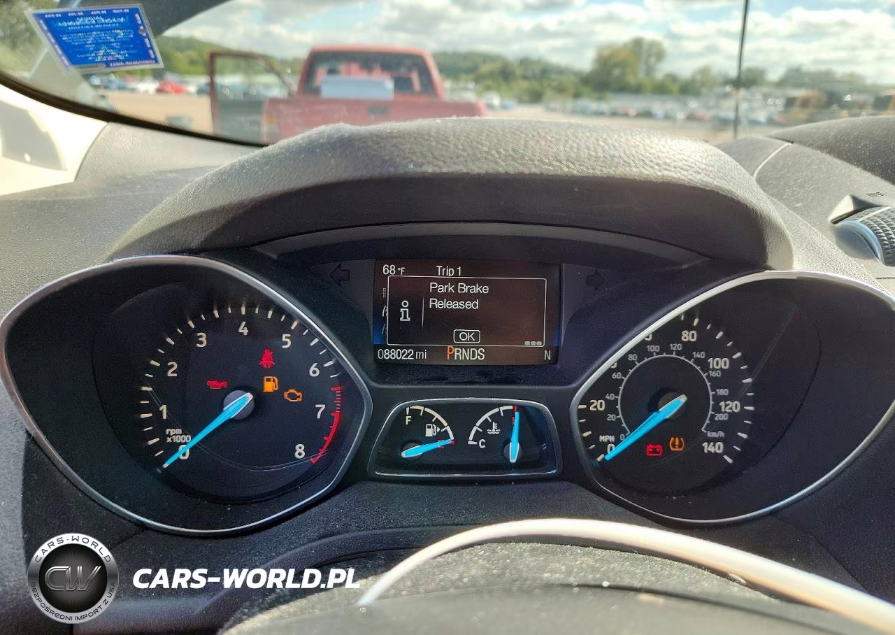2018 Ford Escape Sel VIN:1FMCU9HD6JUB51556 - 9