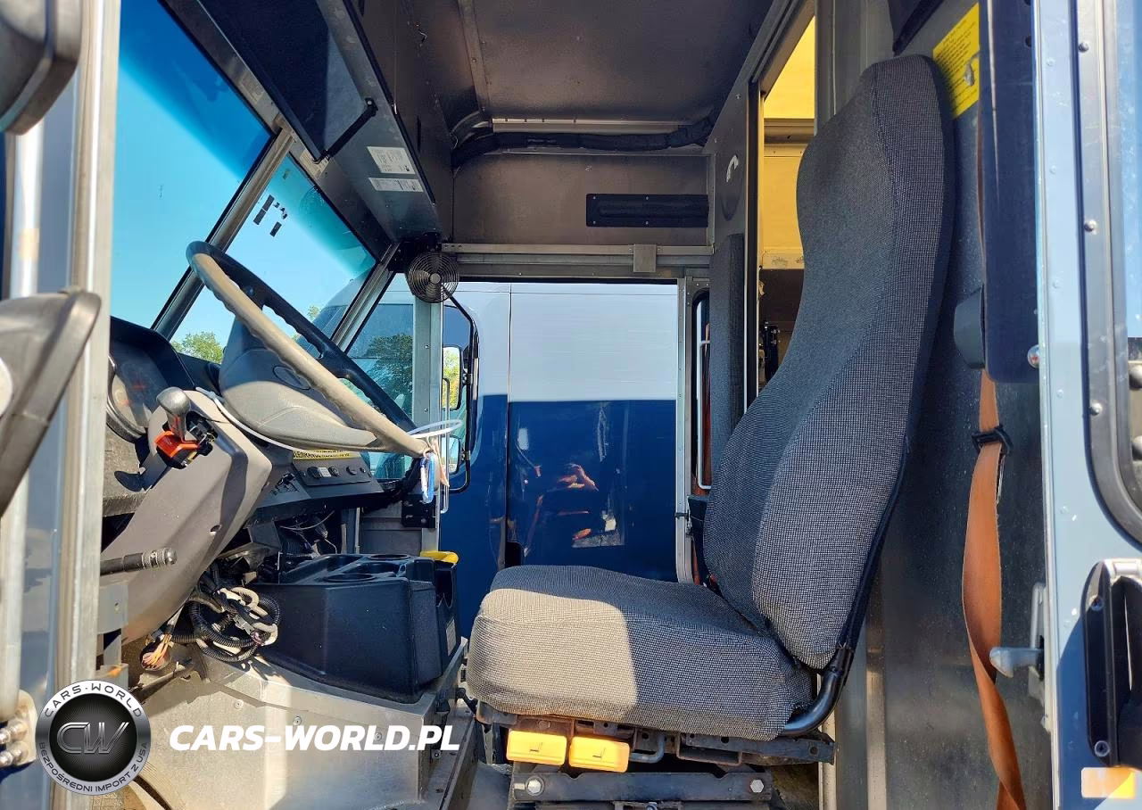 2021 Freightliner Chassis M Line Walk-In Van VIN:4UZAC2EA3MCMN0220 - 7