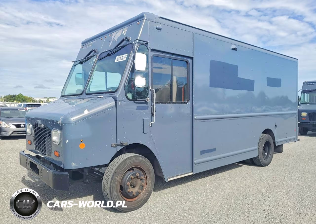 2020 Freightliner Mt45G Chassis Delivery Truck