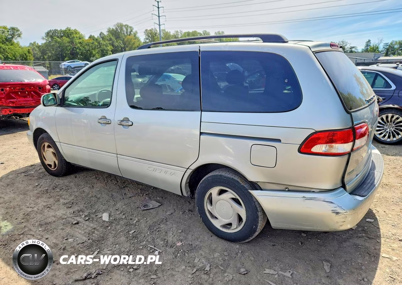 2002 Toyota Sienna Le VIN:4T3ZF13C32U500749 - 2
