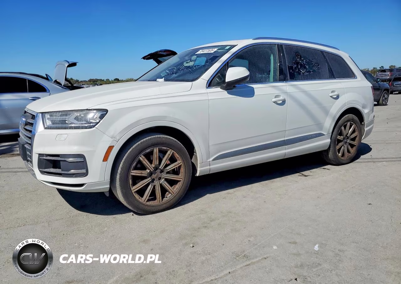 2017 Audi Q7 Premium Plus VIN:WA1LAAF74HD000201 - 1