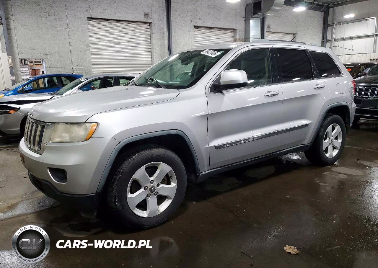 2011 Jeep Grand Cherokee Laredo VIN:1J4RR4GG0BC587299 - 1