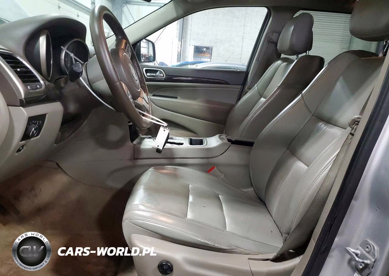 2011 Jeep Grand Cherokee Laredo VIN:1J4RR4GG0BC587299 - 7