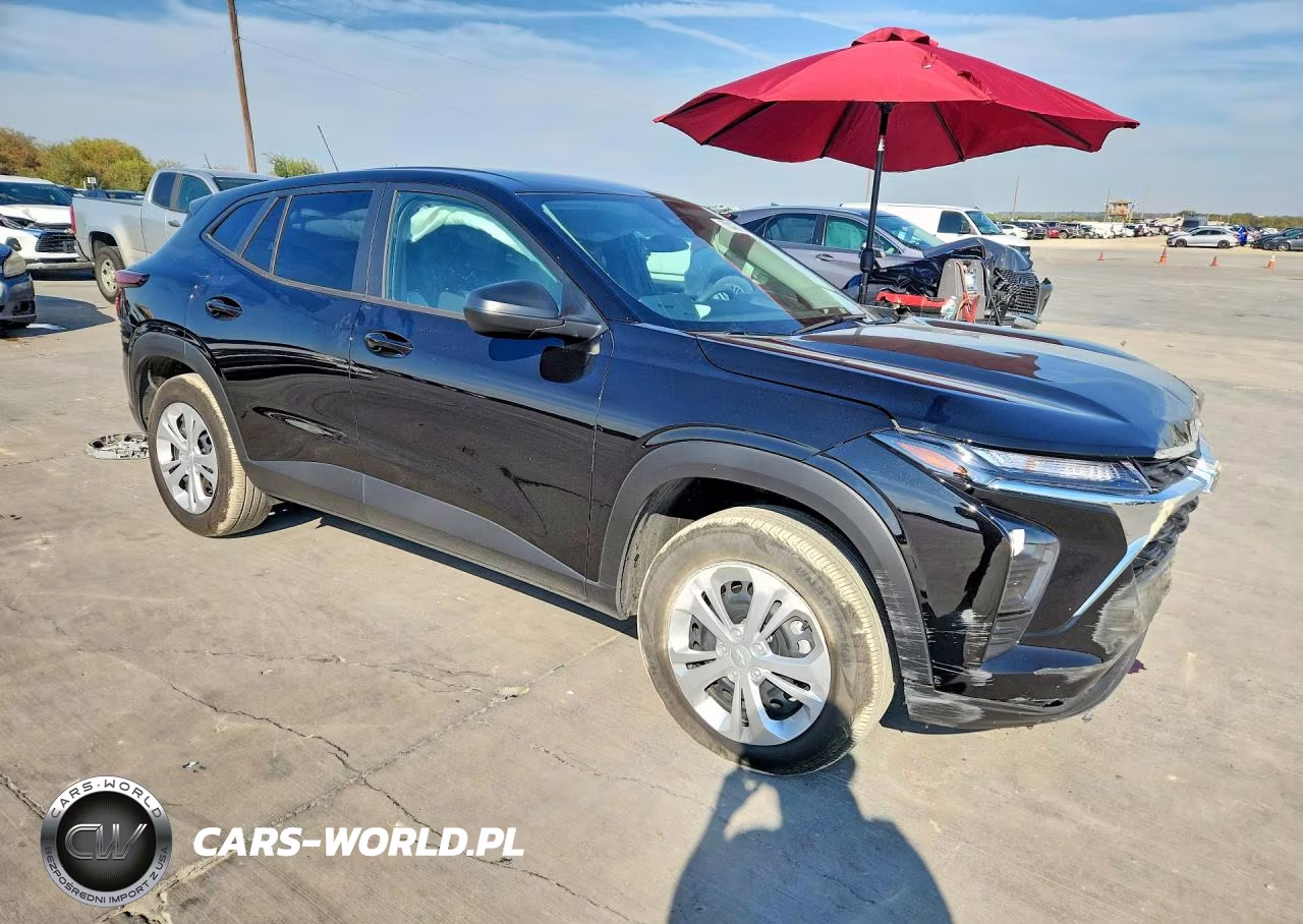 2026 Chevrolet Trax Ls VIN:KL77LFEP4TC236746 - 4