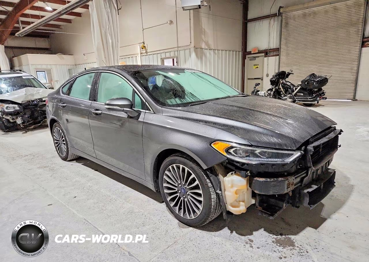 2018 Ford Fusion Titanium-Platinum VIN:3FA6P0D97JR197092 - 4
