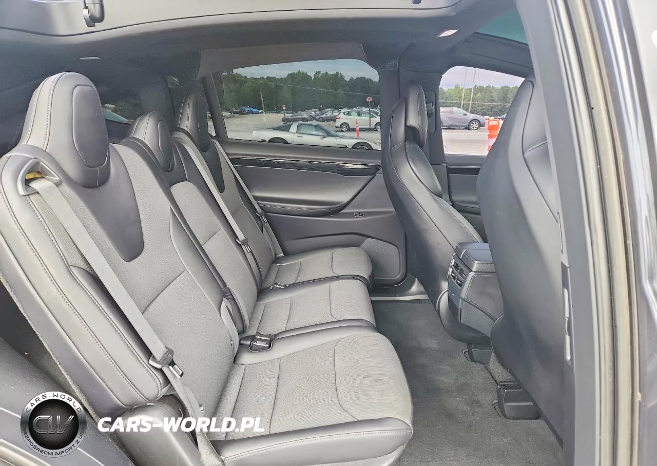 2018 Tesla Model X VIN:5YJXCDE23JF114147 - 11