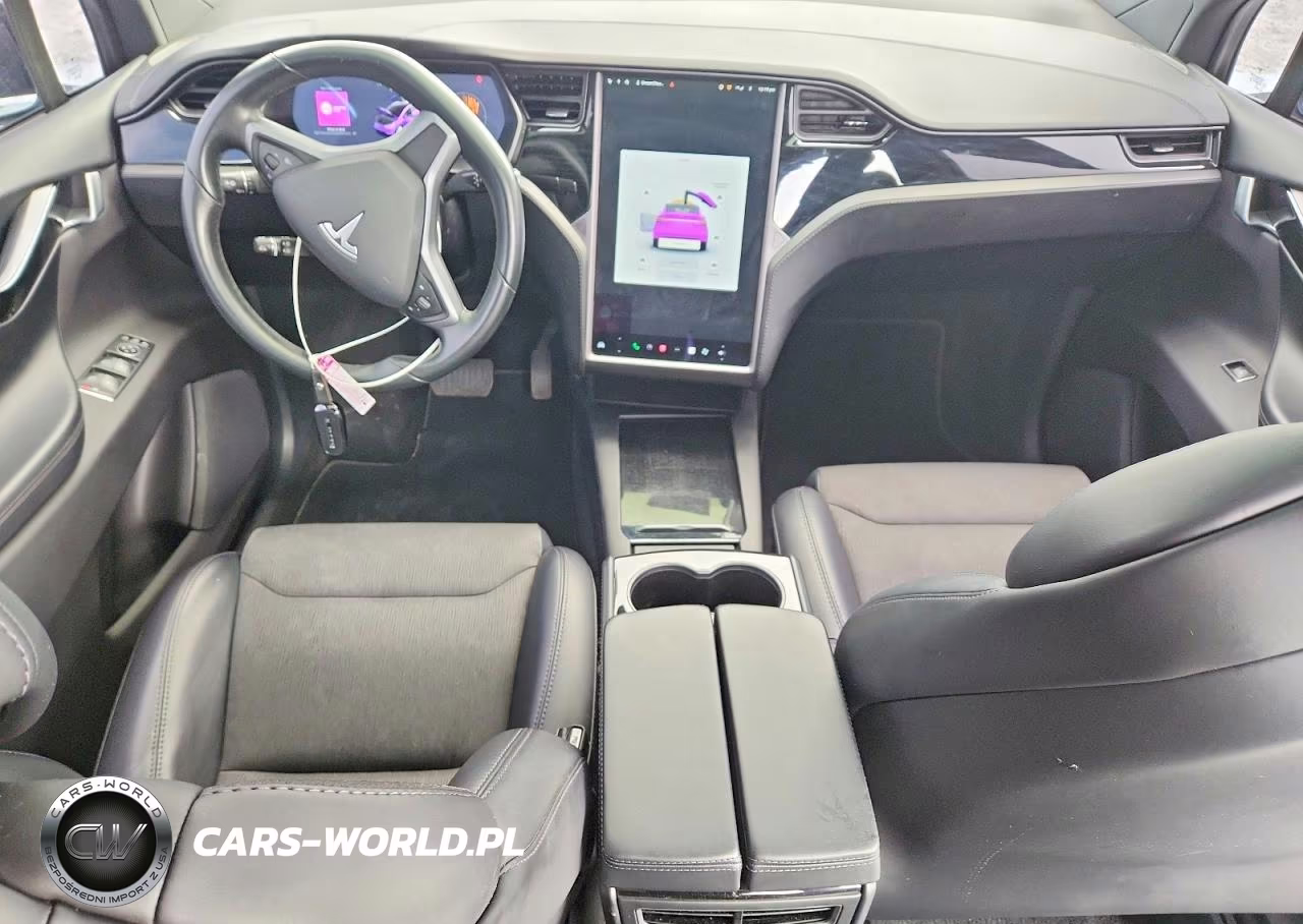 2018 Tesla Model X VIN:5YJXCDE23JF114147 - 8