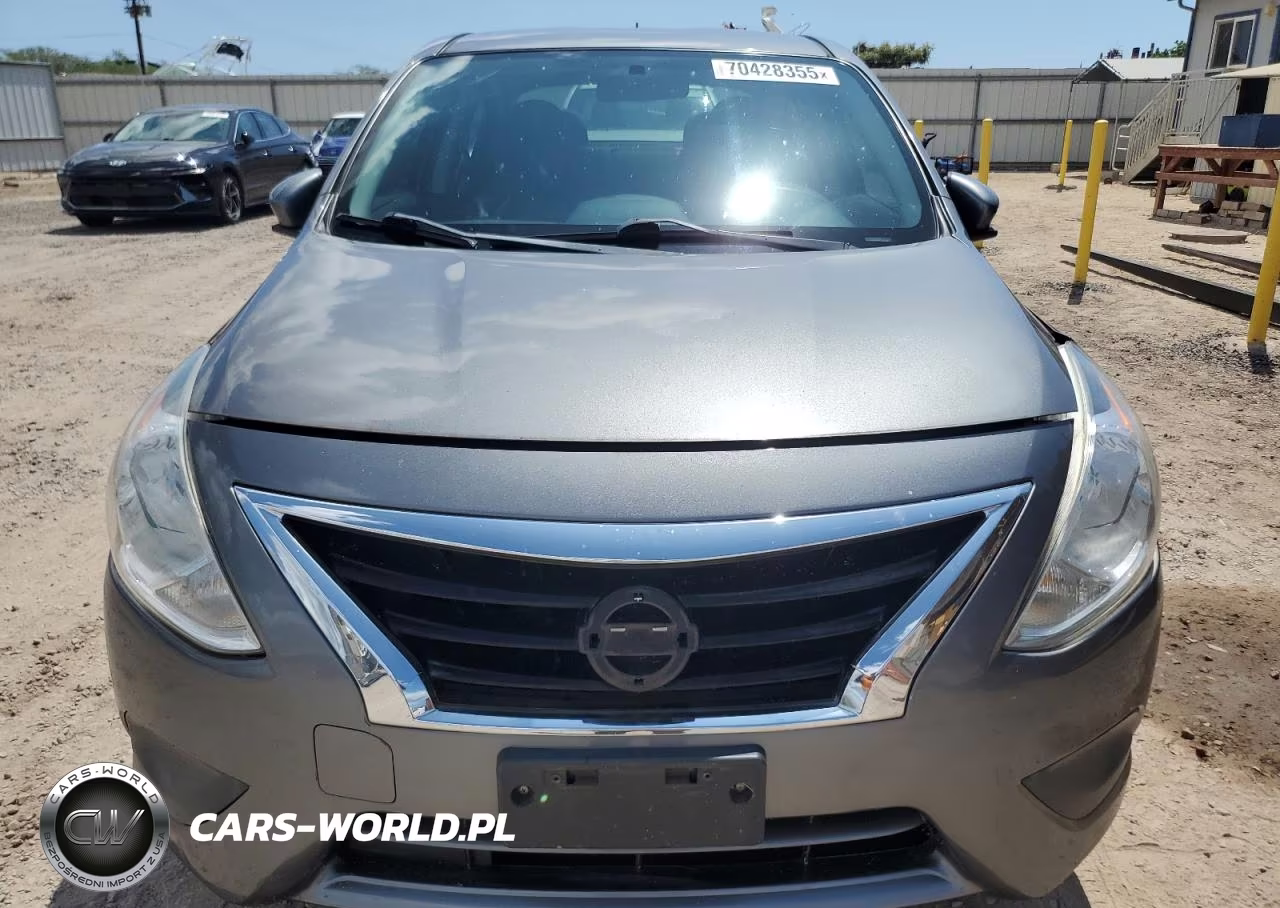 2018 Nissan Versa S VIN:3N1CN7AP6JL832484 - 5
