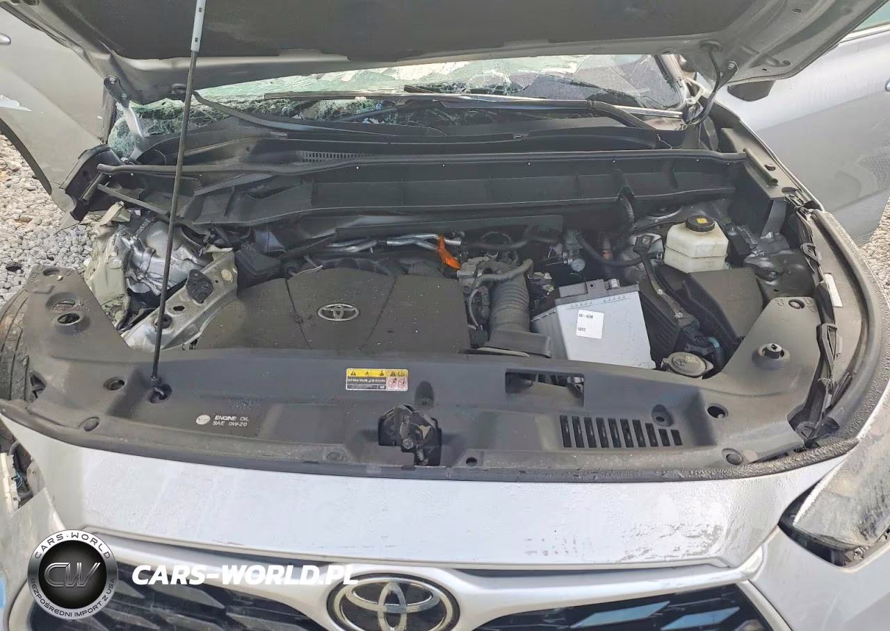 2022 Toyota Highlander Xle VIN:5TDGZRAH1NS539907 - 12