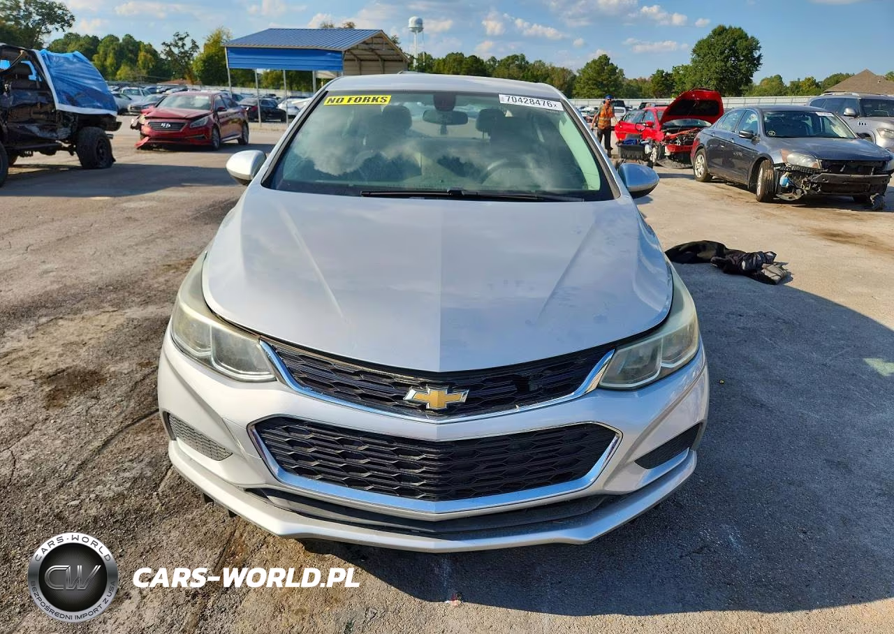 2017 Chevrolet Cruze Ls VIN:1G1BC5SM1H7130085 - 5