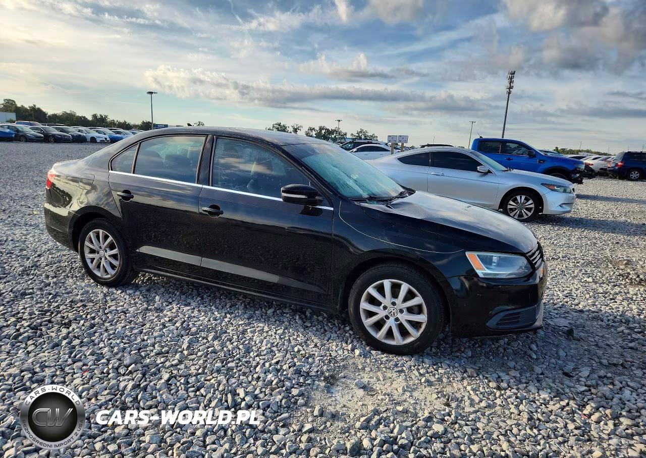 2013 Volkswagen Jetta Se VIN:3VWDX7AJ0DM256054 - 4