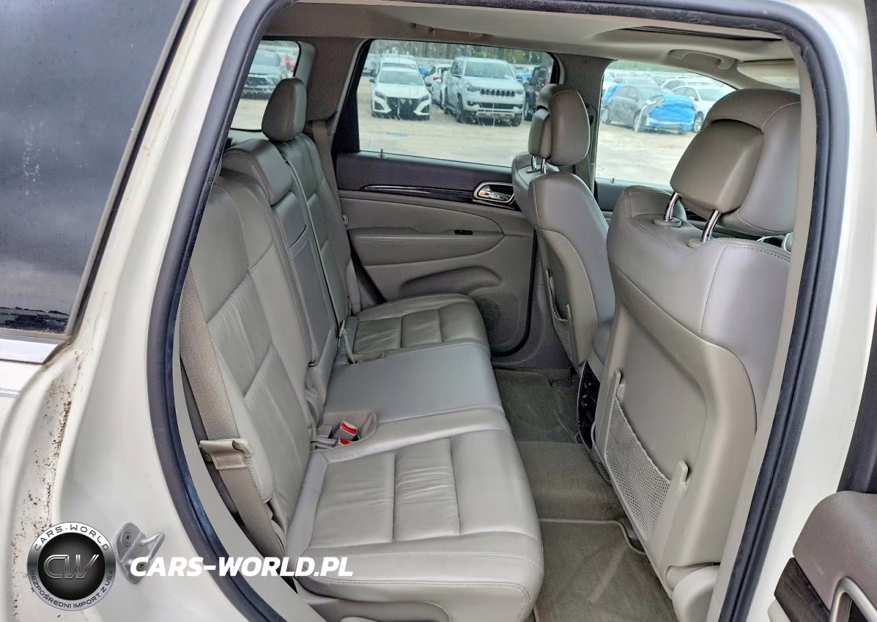 2012 Jeep Grand Cherokee Laredo VIN:1C4RJEAG7CC316799 - 10