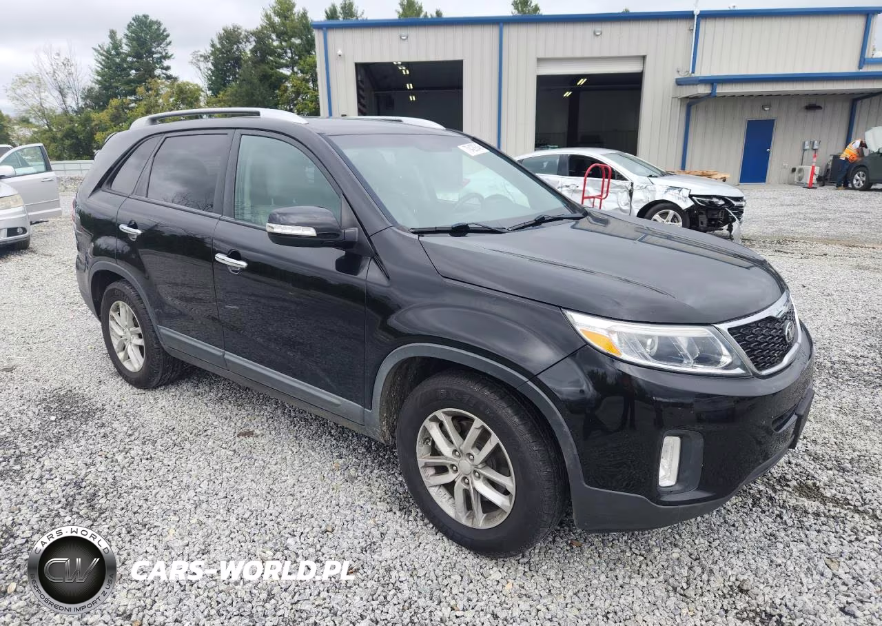 2014 Kia Sorento Lx VIN:5XYKT3A67EG547515 - 4
