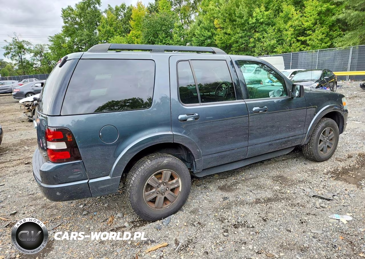 2010 Ford Explorer Xlt VIN:1FMEU7DE9AUA89694 - 3