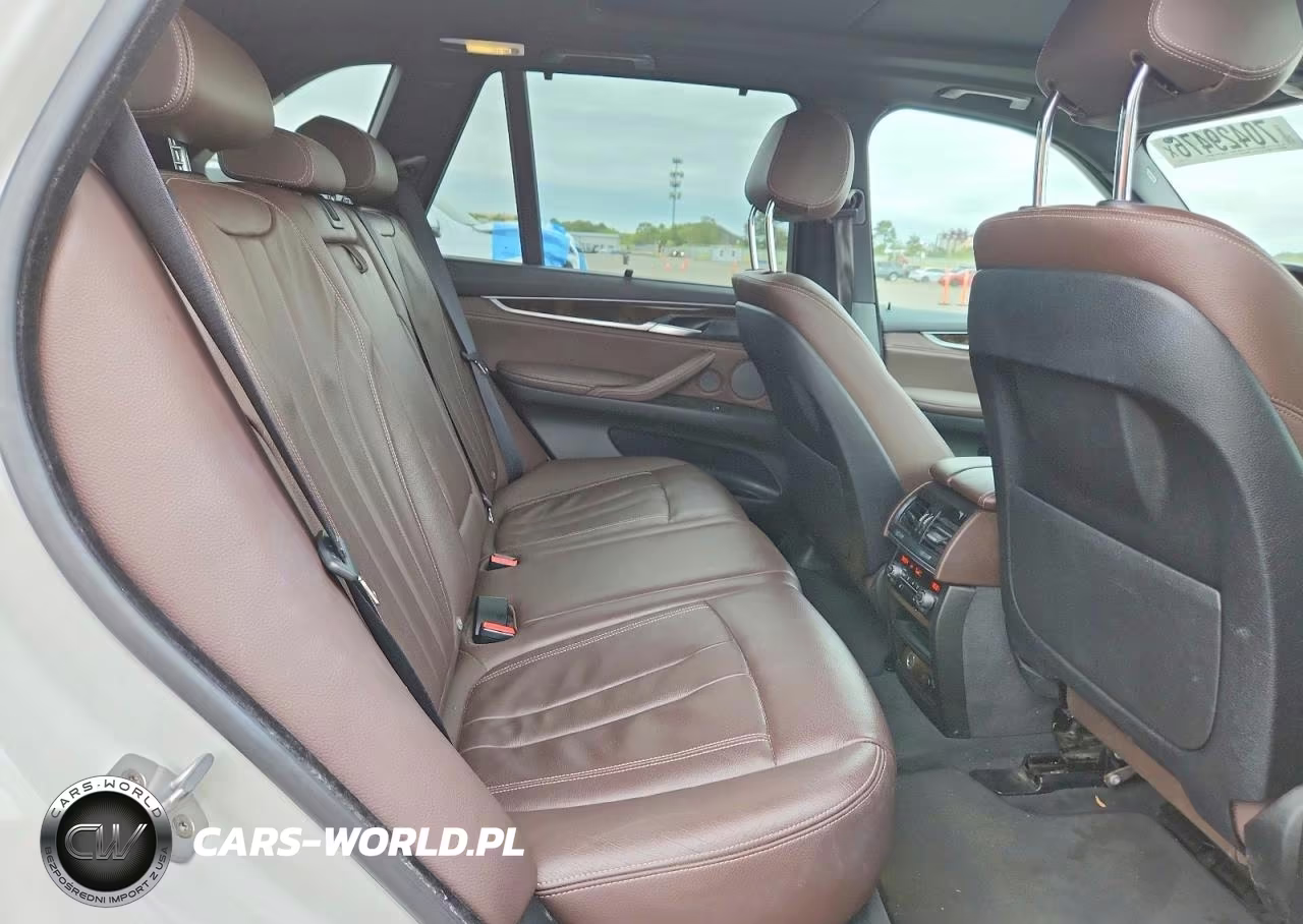 2018 BMW X5 VIN:5UXKR0C58JL072892 - 11