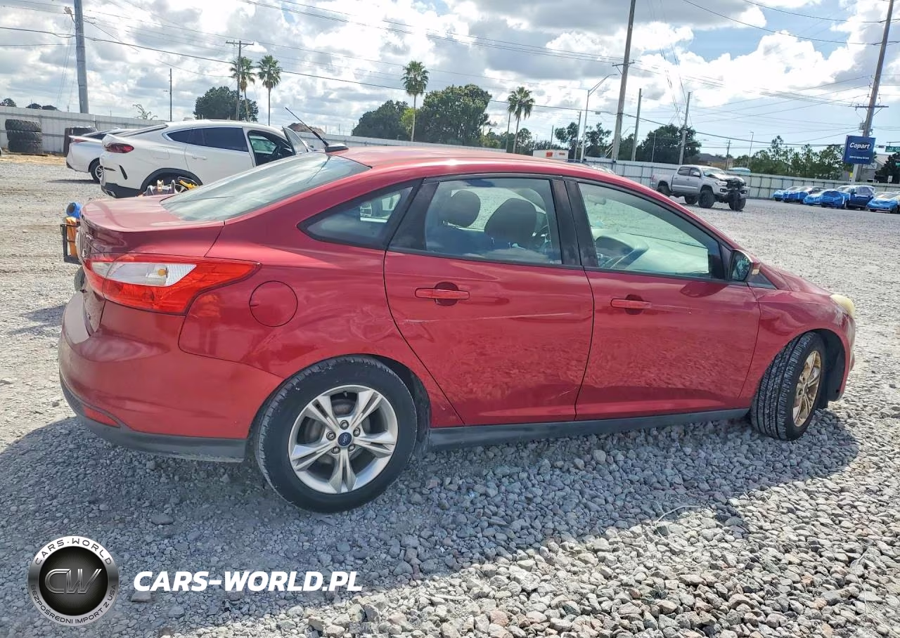 2014 Ford Focus Se VIN:1FADP3F29EL202094 - 3