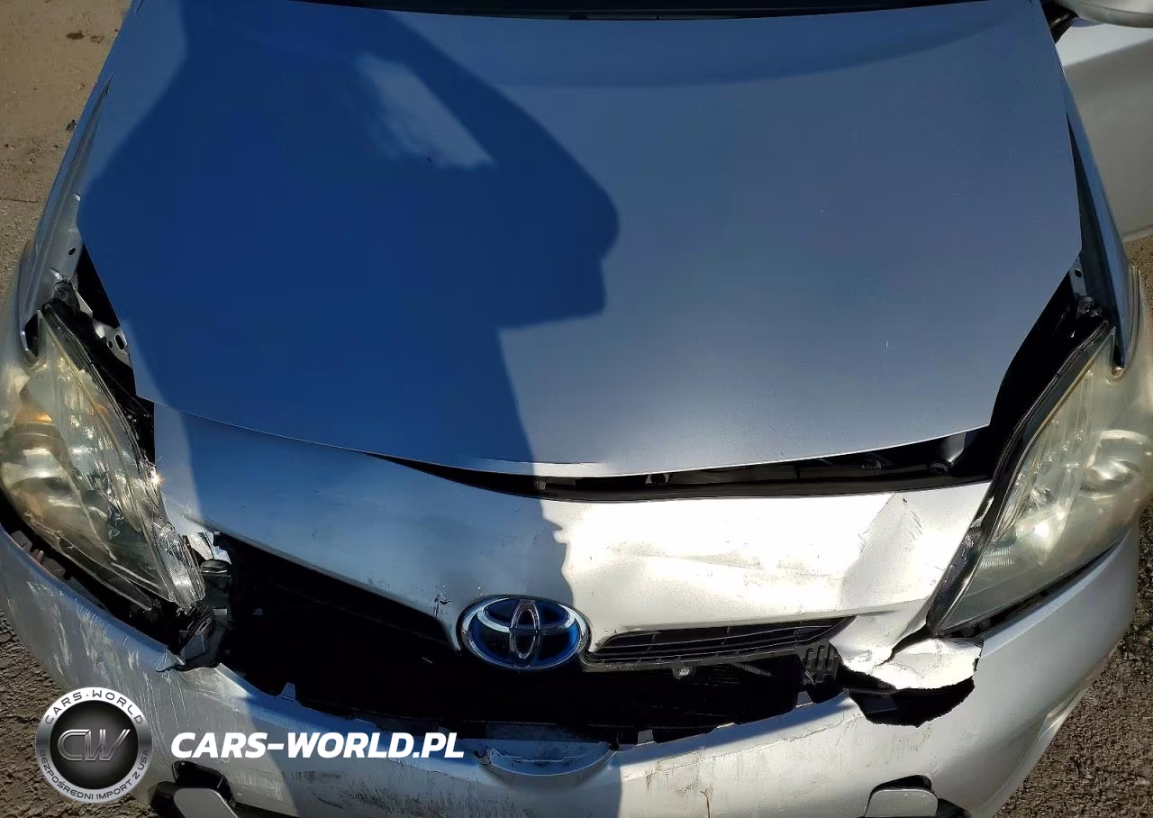 2014 Toyota Prius Two VIN:JTDKN3DU4E1774245 - 11