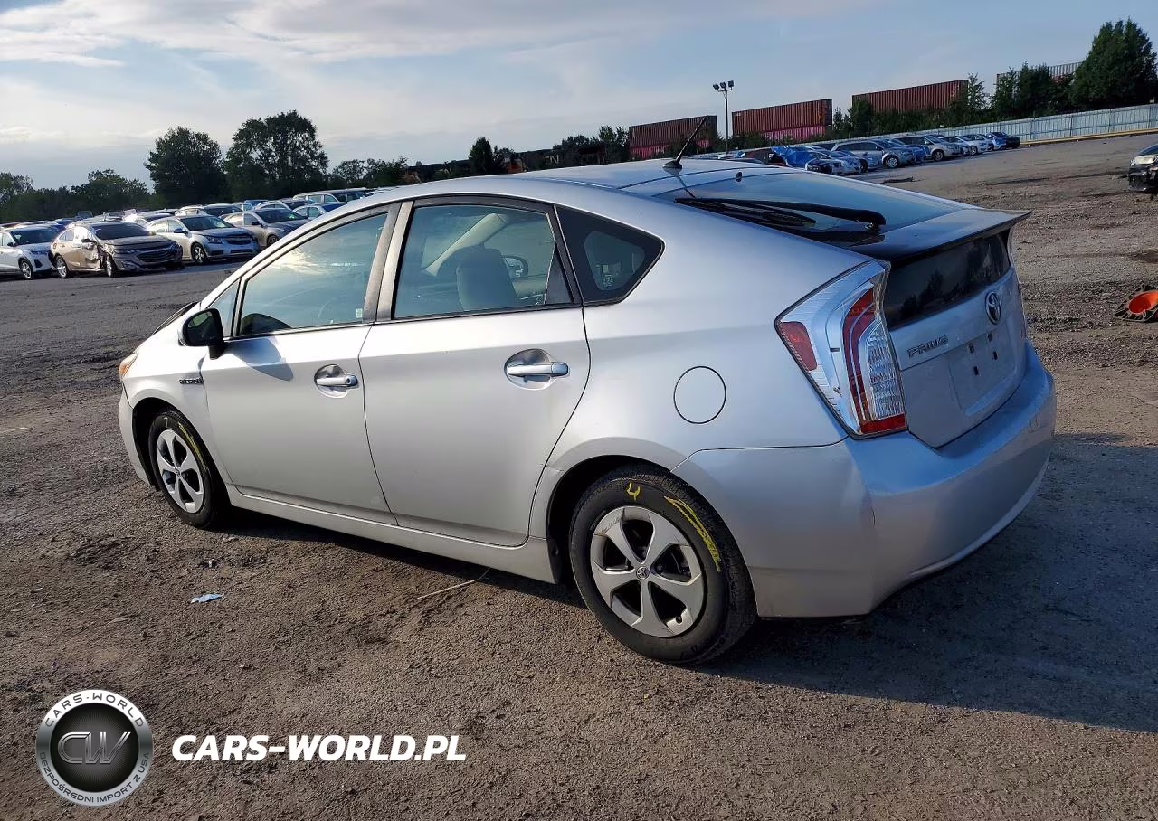 2014 Toyota Prius Two VIN:JTDKN3DU4E1774245 - 2