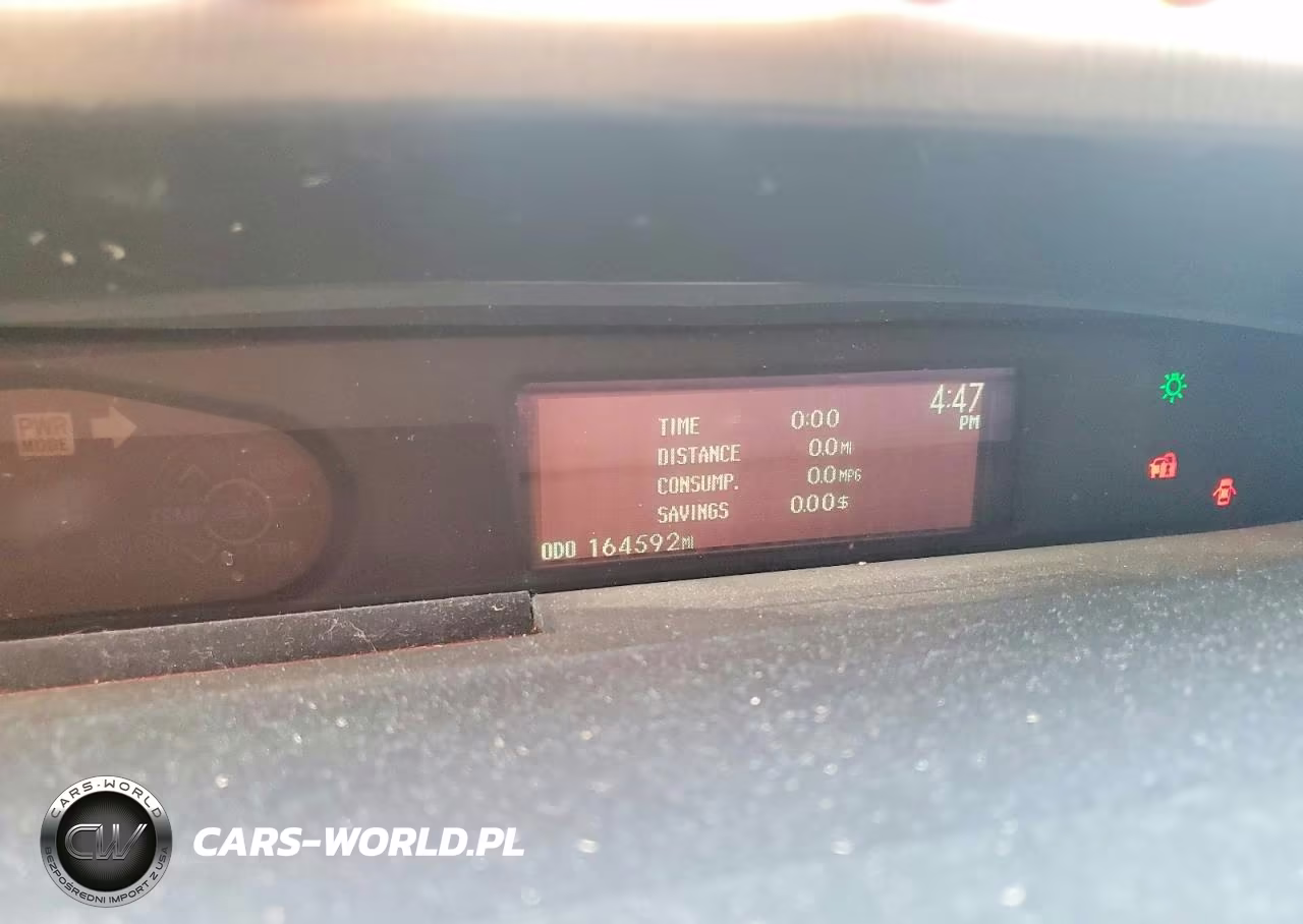 2014 Toyota Prius Two VIN:JTDKN3DU4E1774245 - 9