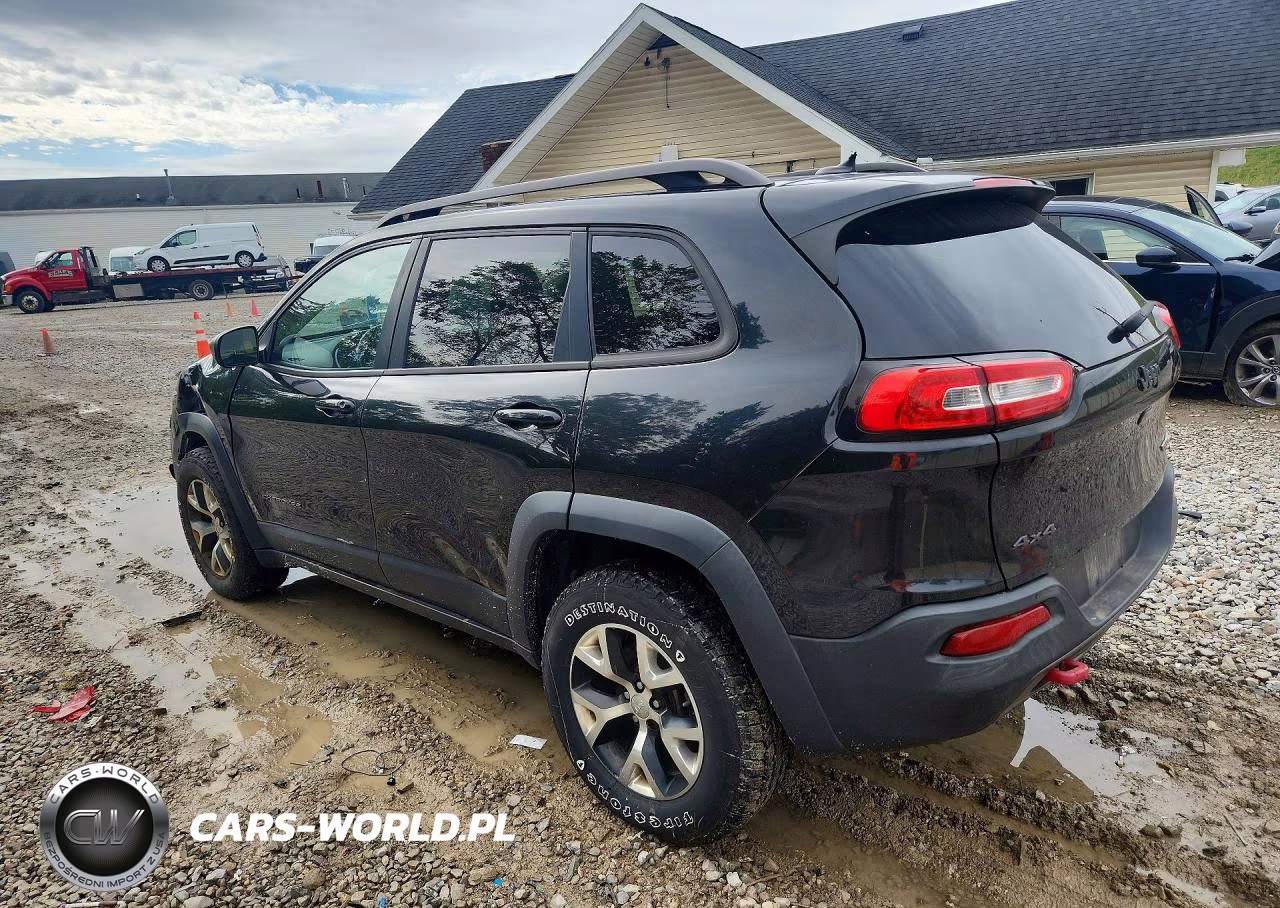 2015 Jeep Cherokee Trailhawk VIN:1C4PJMBB0FW601545 - 2