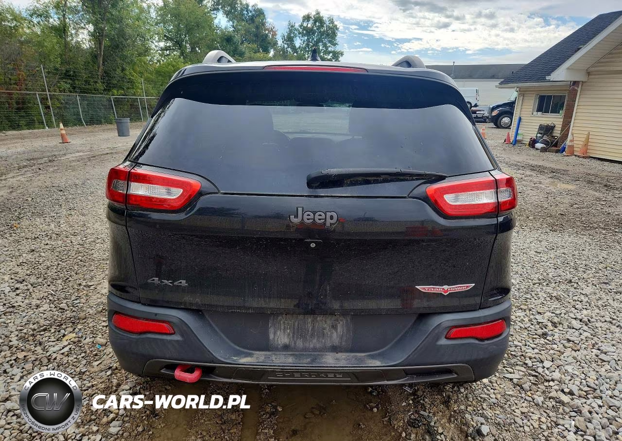 2015 Jeep Cherokee Trailhawk VIN:1C4PJMBB0FW601545 - 6
