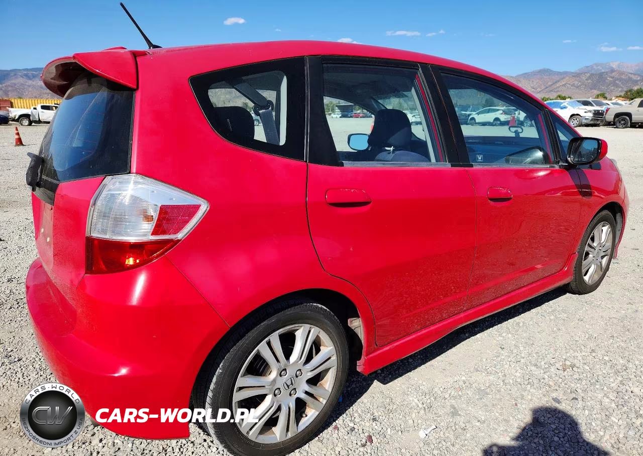 2009 Honda Fit Sport VIN:JHMGE88409S066036 - 3