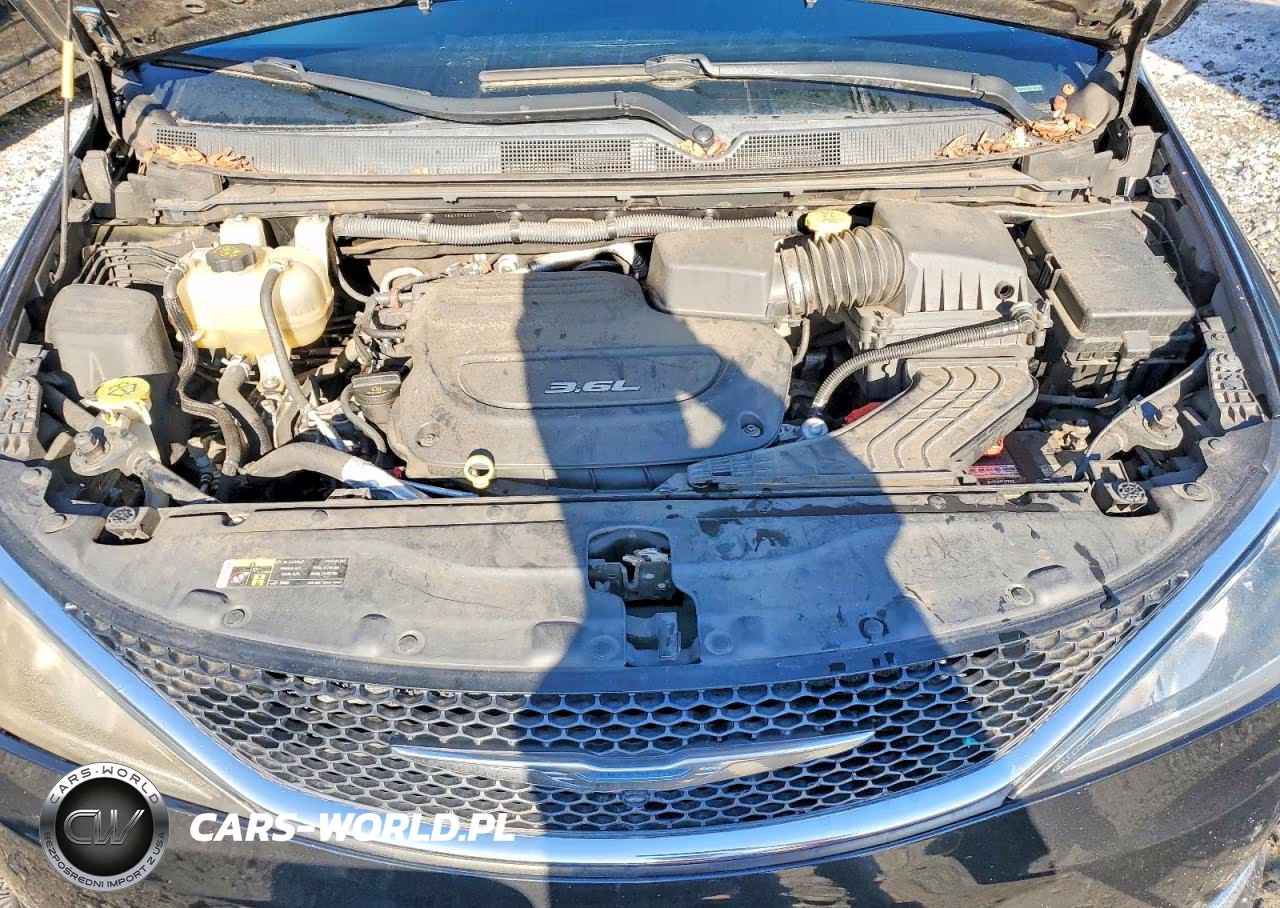 2017 Chrysler Pacifica VIN:2C4RC1EG9HR652787 - 12