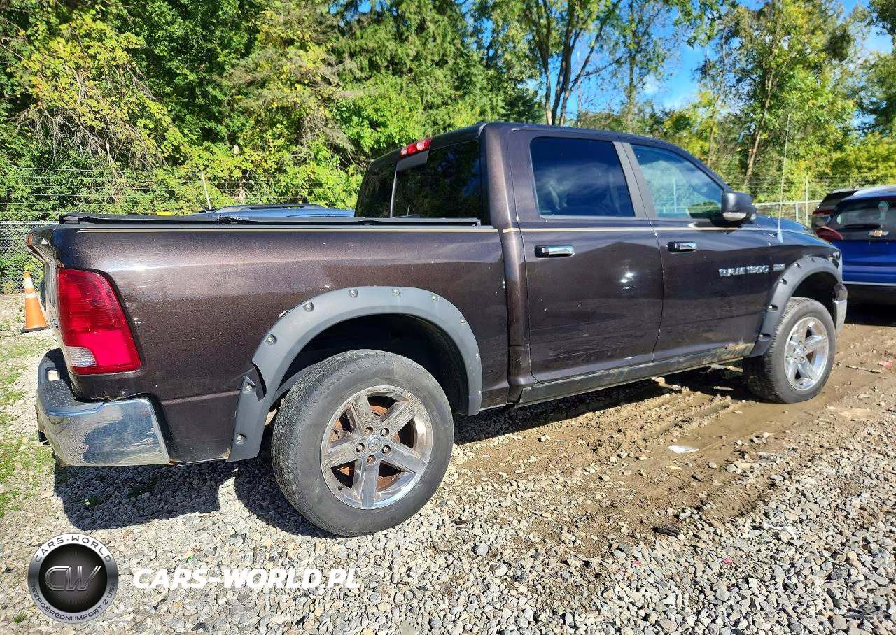 2011 Dodge Ram 1500 VIN:1D7RV1CTXBS546337 - 3