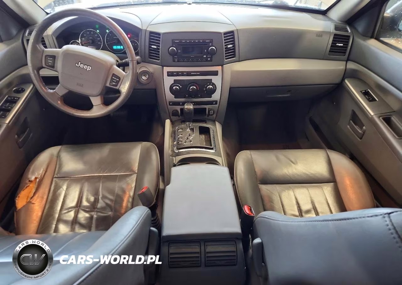 2007 Jeep Grand Cherokee Laredo VIN:1J8GR48KX7C692089 - 8