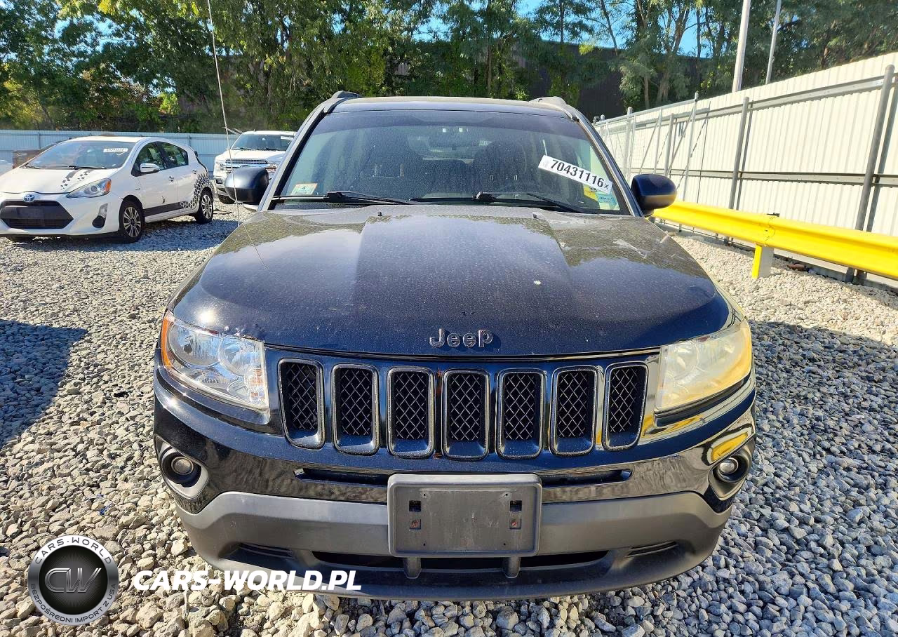 2012 Jeep Compass Sport VIN:1C4NJDBB7CD517821 - 5