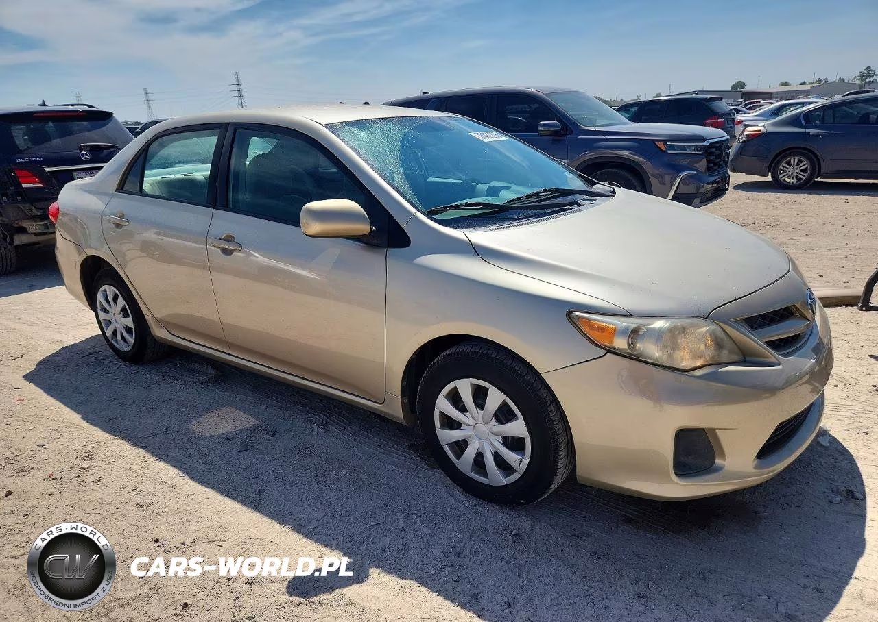 2011 Toyota Corolla Le VIN:2T1BU4EE7BC628199 - 4